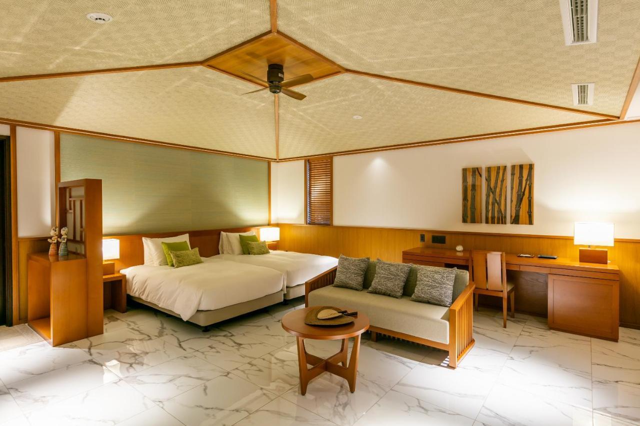 Miyakojima Kurima Resort Seawood Hotel Bagian luar foto