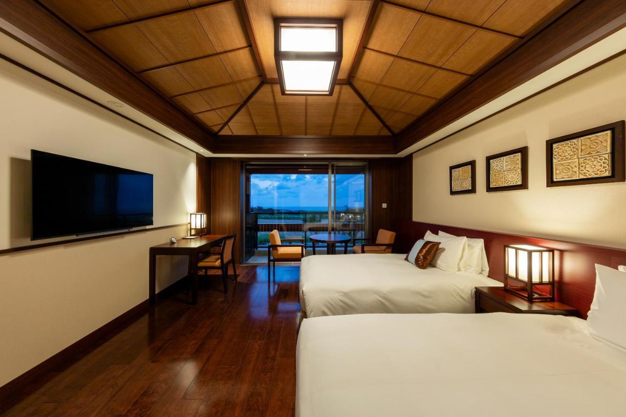 Miyakojima Kurima Resort Seawood Hotel Bagian luar foto