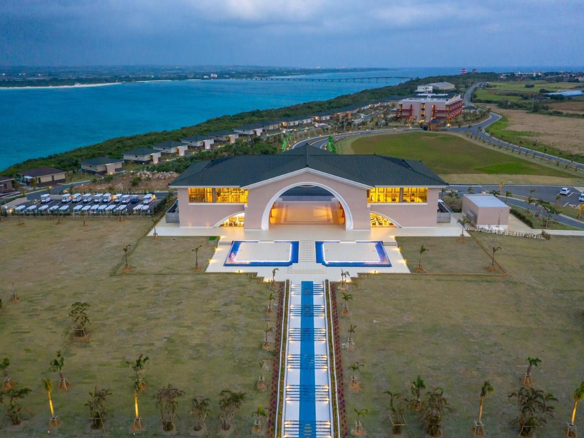 Miyakojima Kurima Resort Seawood Hotel Bagian luar foto
