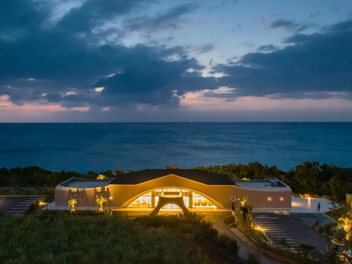 Miyakojima Kurima Resort Seawood Hotel Bagian luar foto
