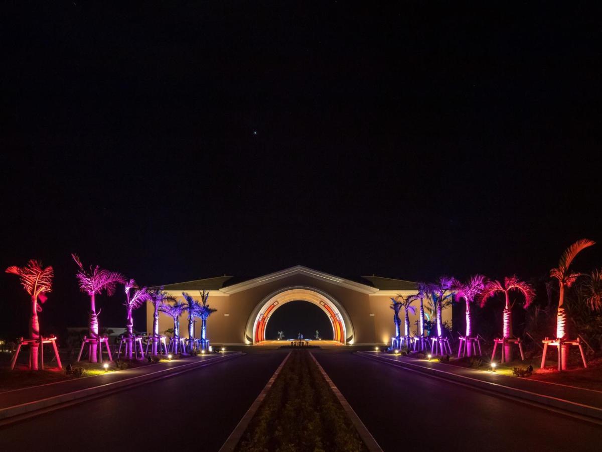 Miyakojima Kurima Resort Seawood Hotel Bagian luar foto
